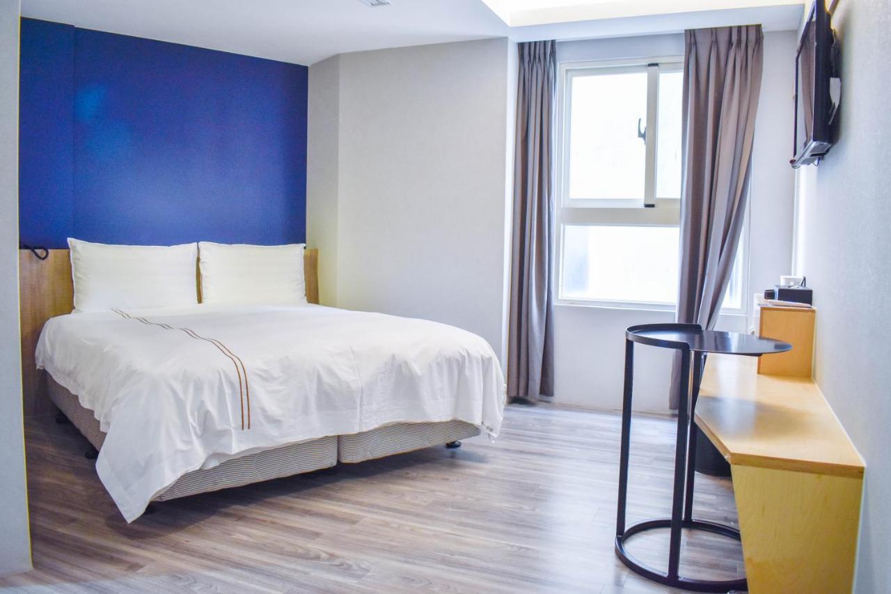 Talmud Business Hotel - Zhongshan 台中市 エクステリア 写真