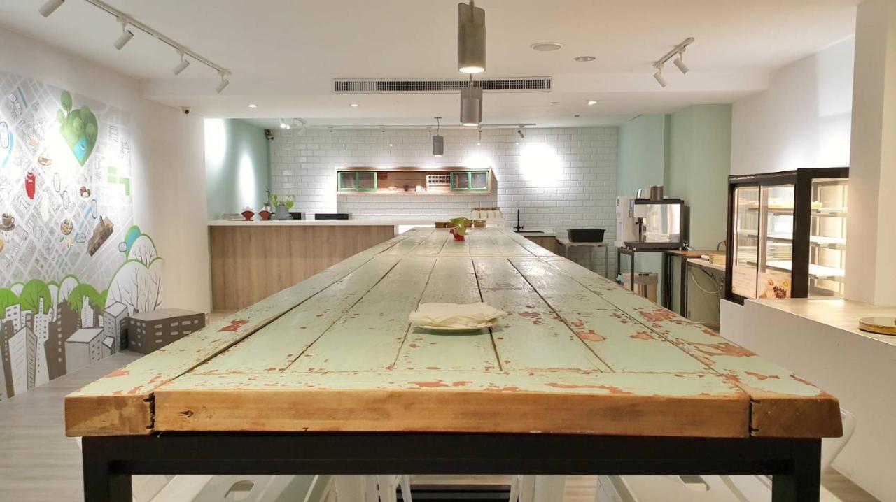 Talmud Business Hotel - Zhongshan 台中市 エクステリア 写真