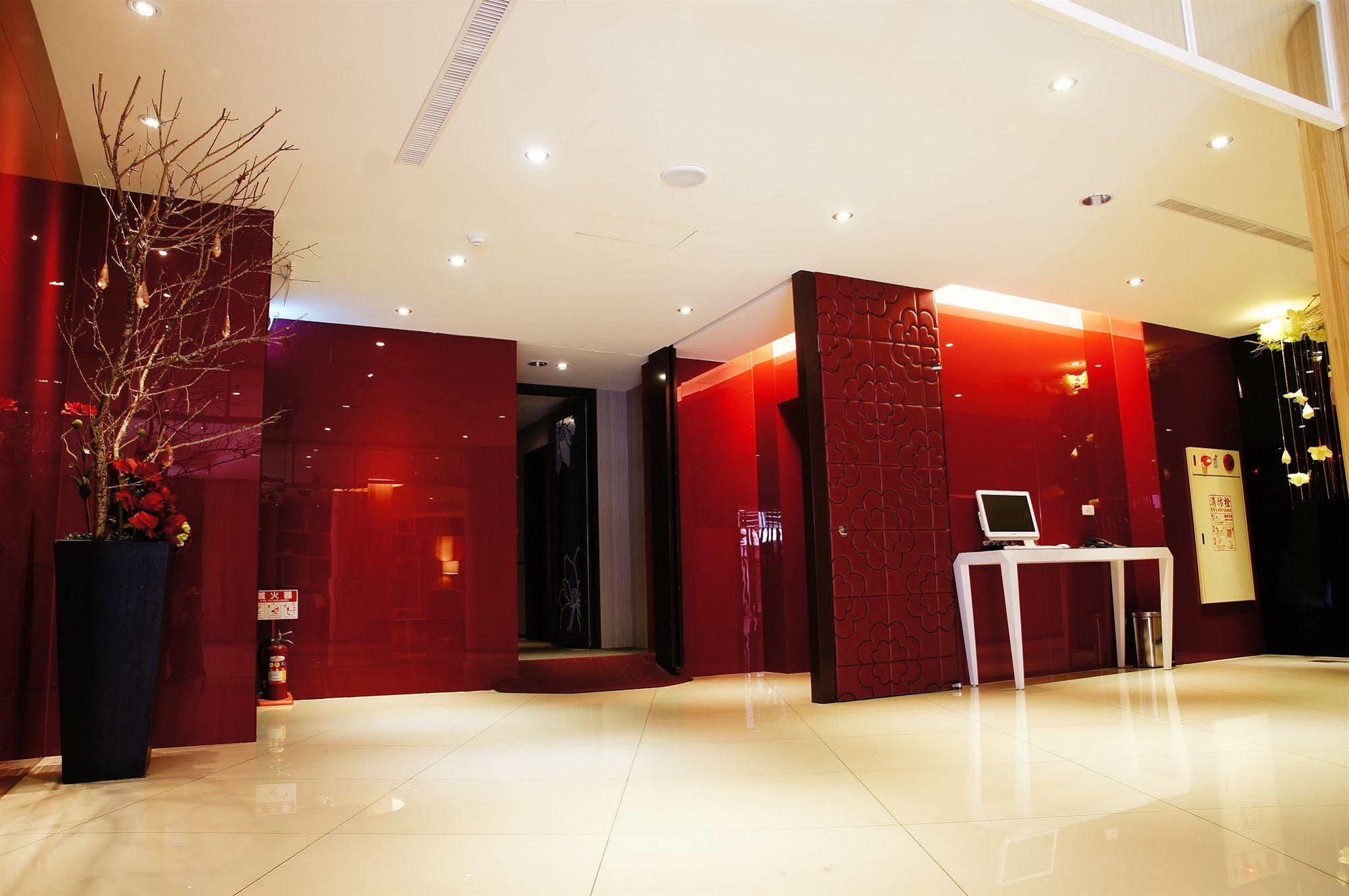 Talmud Business Hotel - Zhongshan 台中市 エクステリア 写真